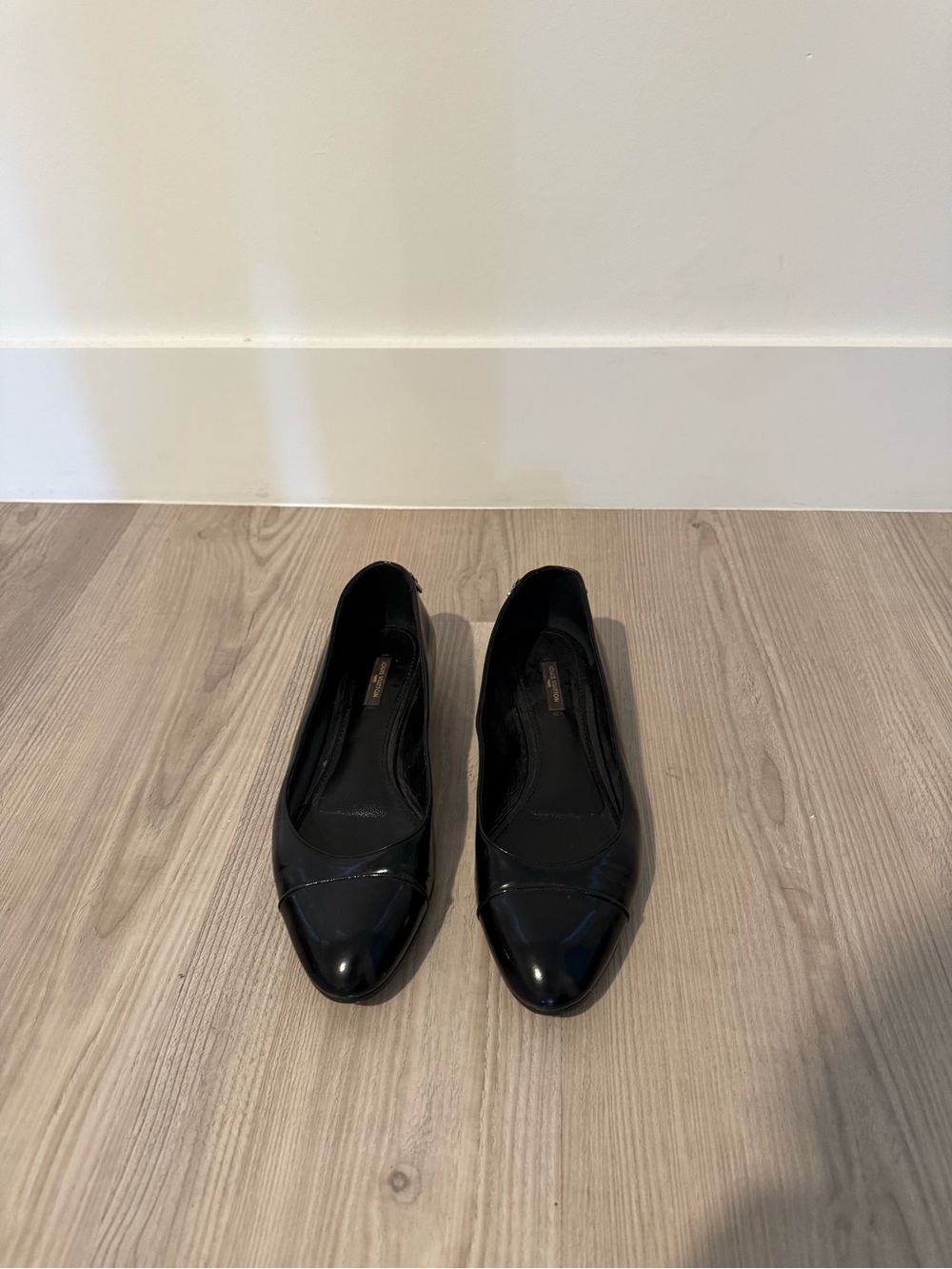 Louis Vuitton Black Pointed Patent Leather Ballet Flats